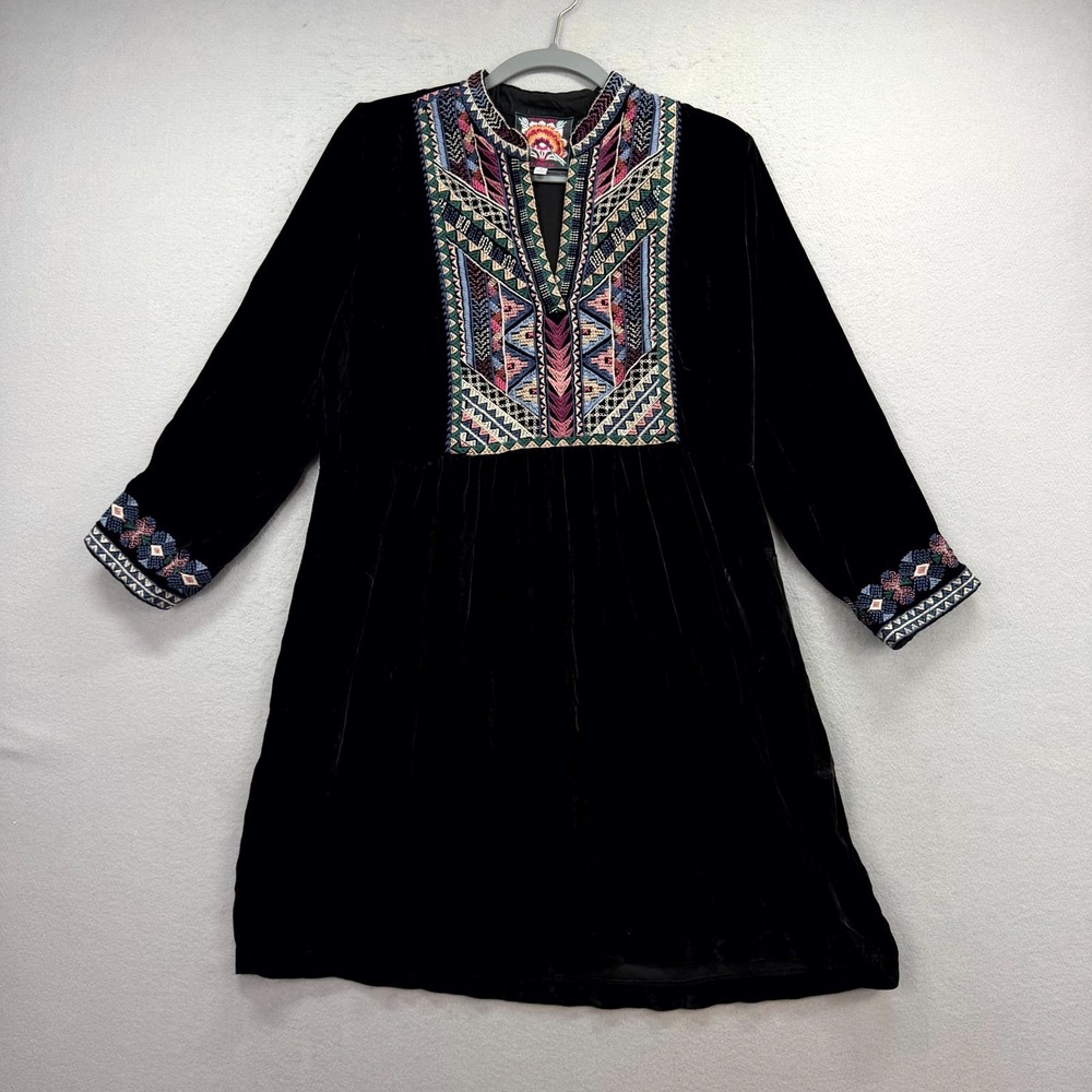 Johnny Was Velvet Sheath Dress Womens M‎ Black Pleated Front Embroidered Details